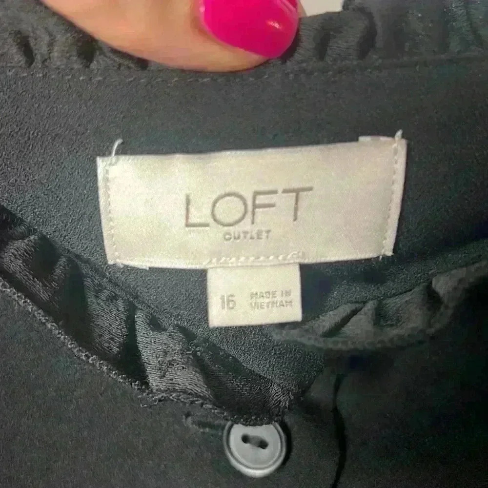 Loft A-Line Ruffle Button Front Skirt Size 16 Bla… - image 6